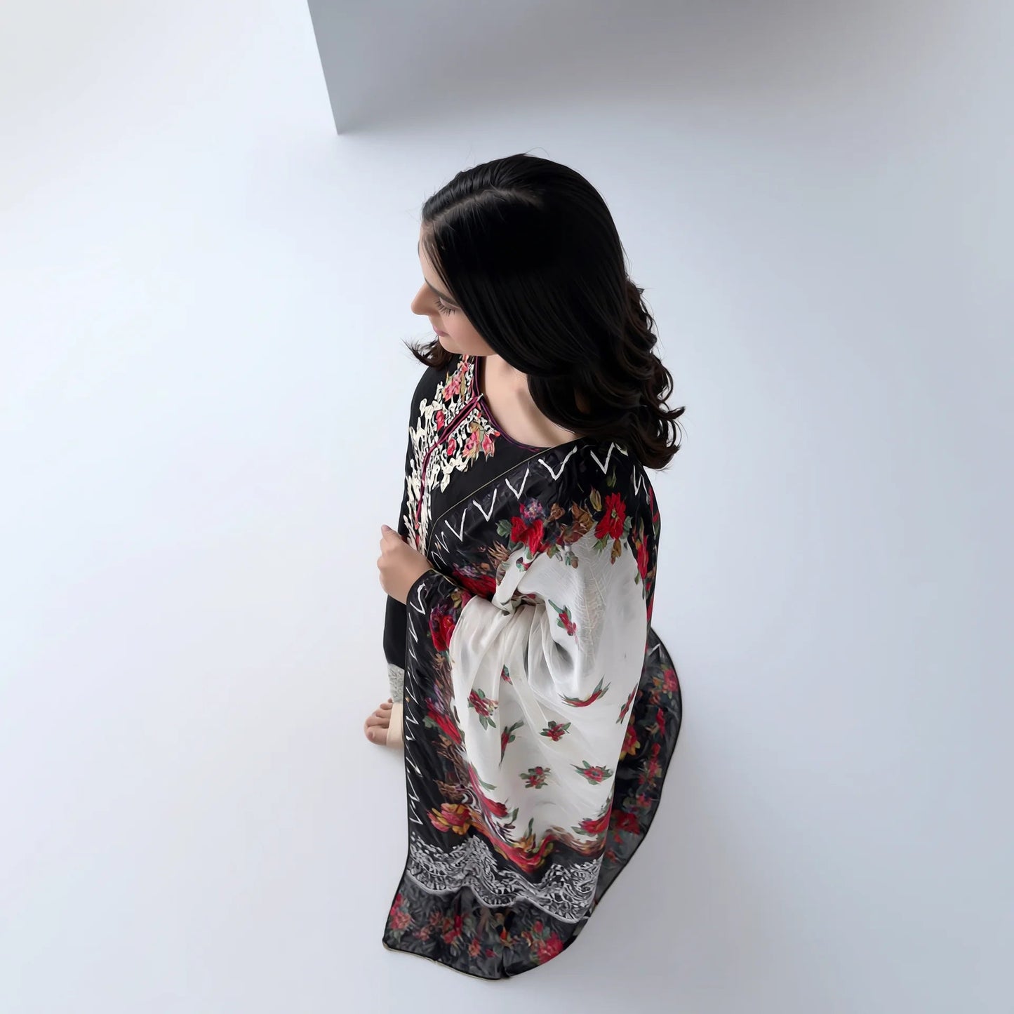 Nora Black Floral Suit - Libaas Copenhagen