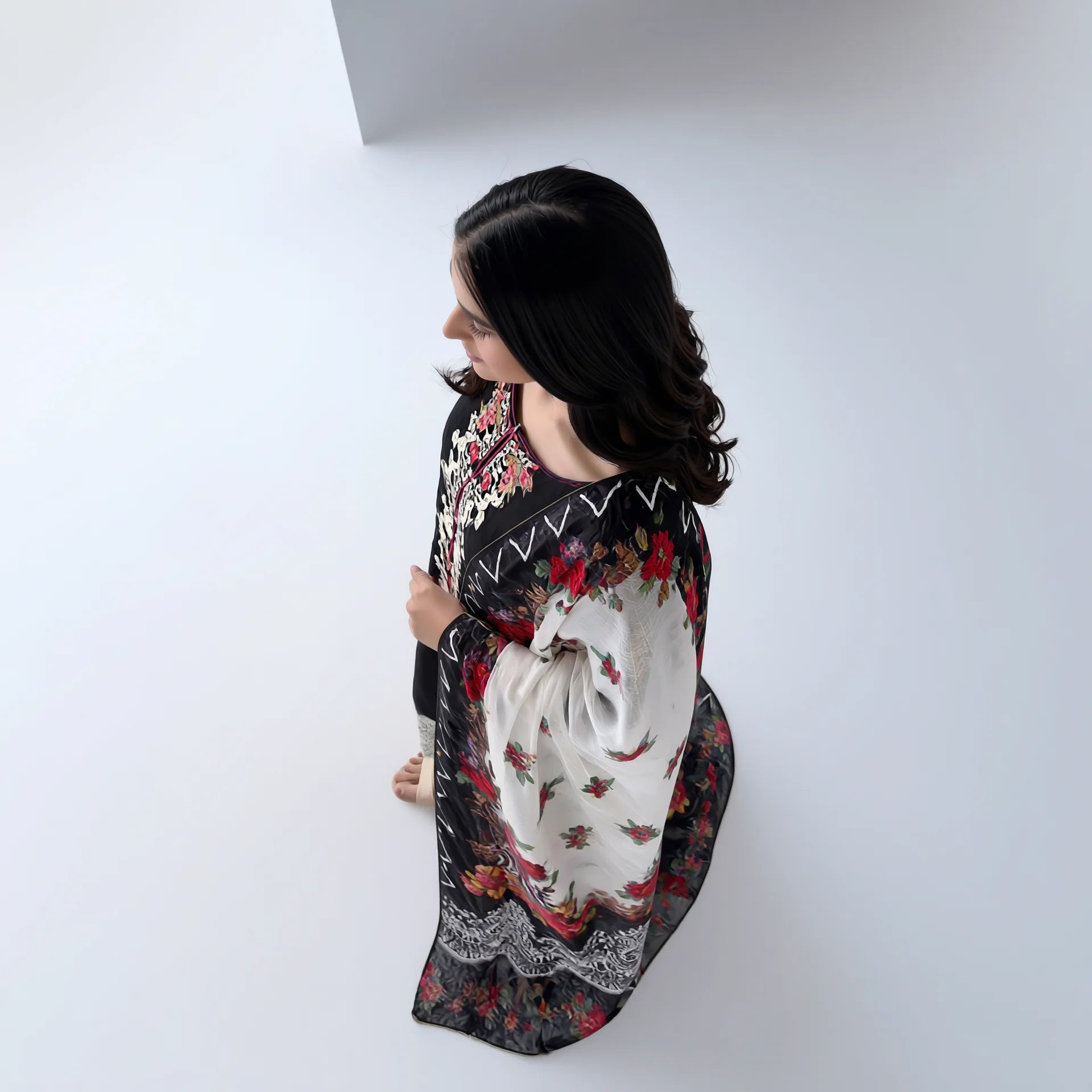Nora Black Floral Suit - Libaas Copenhagen