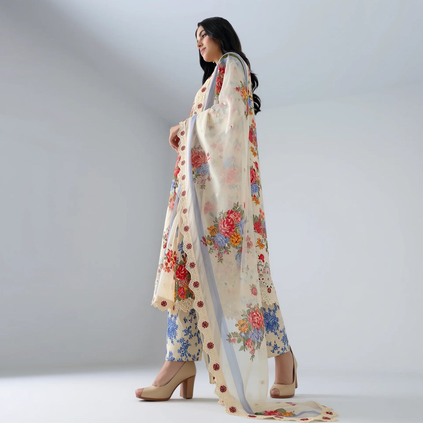 Shabnam Ivory Garden Suit - Libaas Copenhagen